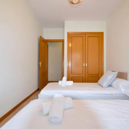 Apartamento En Playa De Samil Apartment *